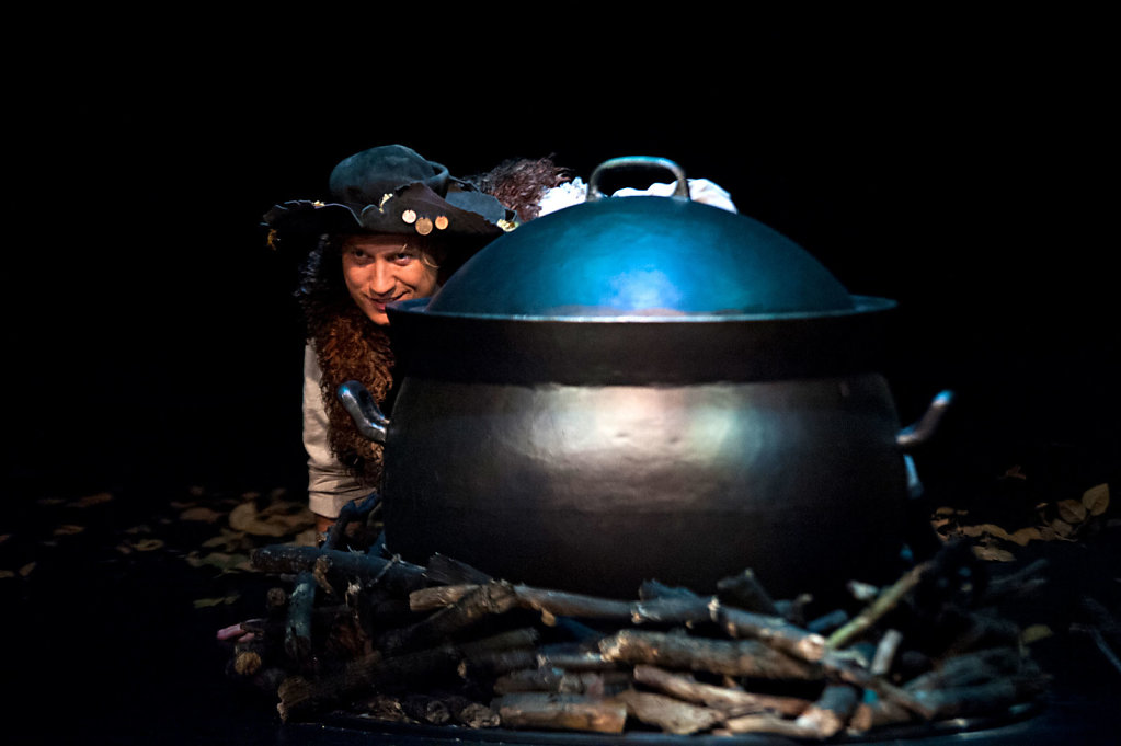 der teufel mit den drei goldnenen haaren